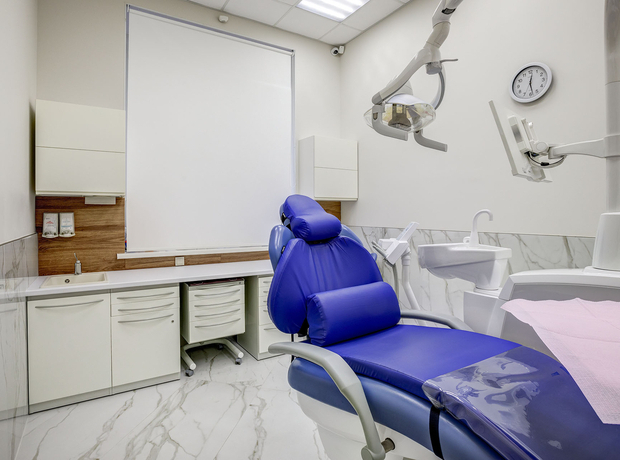 Лечение зубов в Dental Clinic